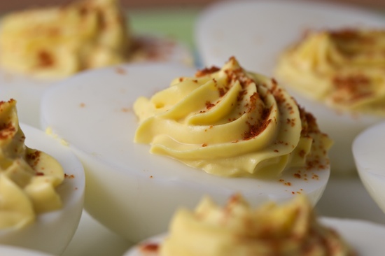 Deviled+eggs+with+bacon+bits+recipe