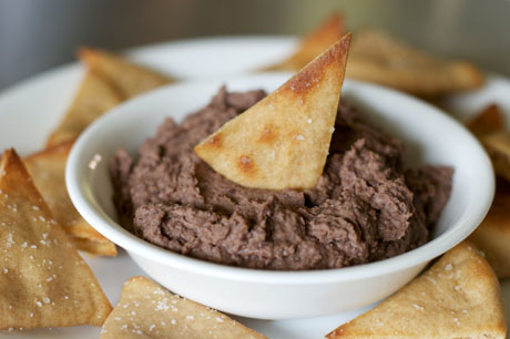 Easy Black Bean Dip with Whole Wheat Pita Chips