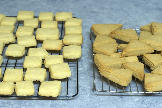 The cookies on the left were made with white sugar and the ones on the right were made with brown sugar. Both had lemon zest, but next time I won't add lemon zest to the brown sugar shortbread.