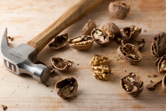 How to open walnuts with a hammer | pinchmysalt.com
