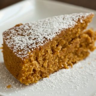 Pumpkin Maple Sourdough Cake | pinchmysalt.com