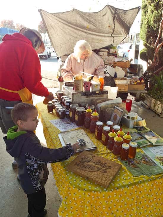 Bob's Honey at the Farmer's Market