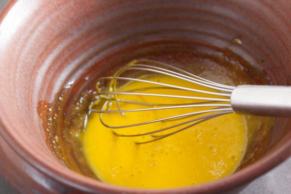 Whisking egg yolks for lemon cream pie | pinchmysalt.com